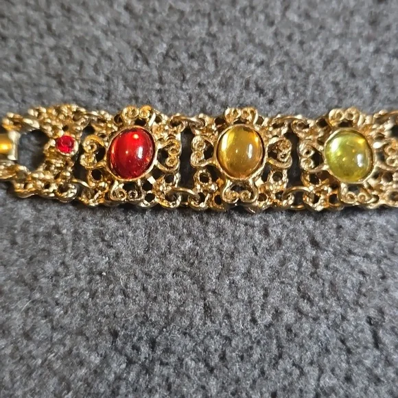 Vintage Gold Tone Ornate Bracelet with Multicolor Stones VGUC - Picture 2 of 14